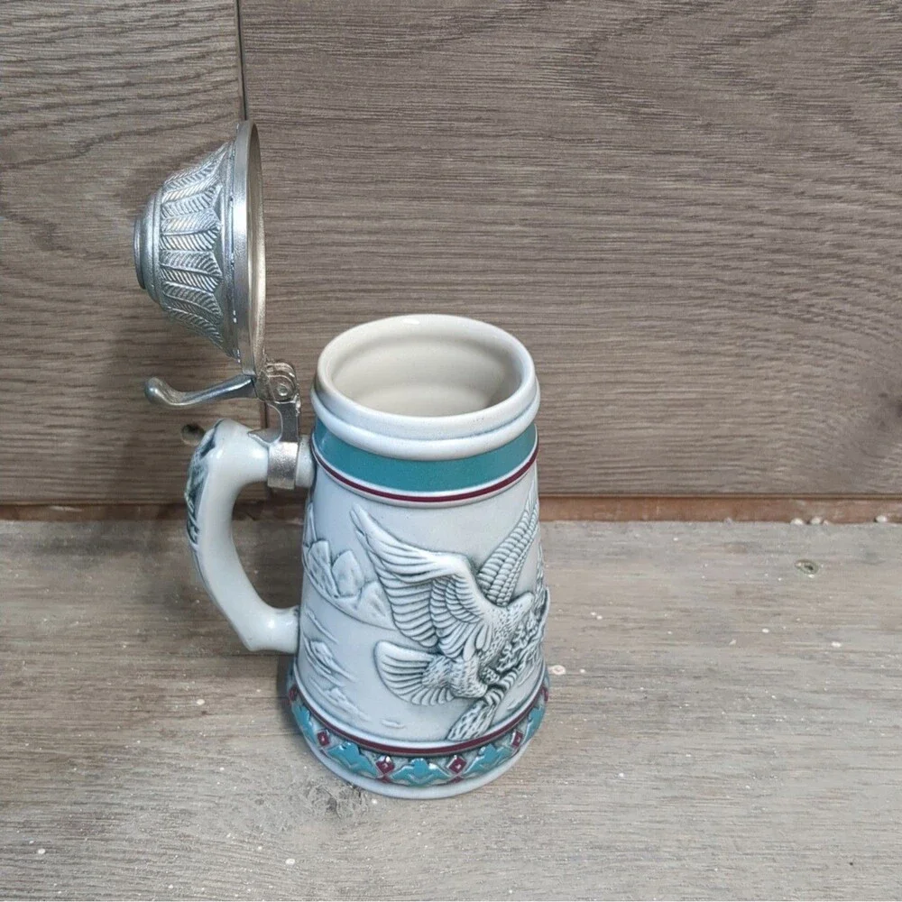 Avon 1990 Endangered Species The Bald Eagle Mini Stein #24081